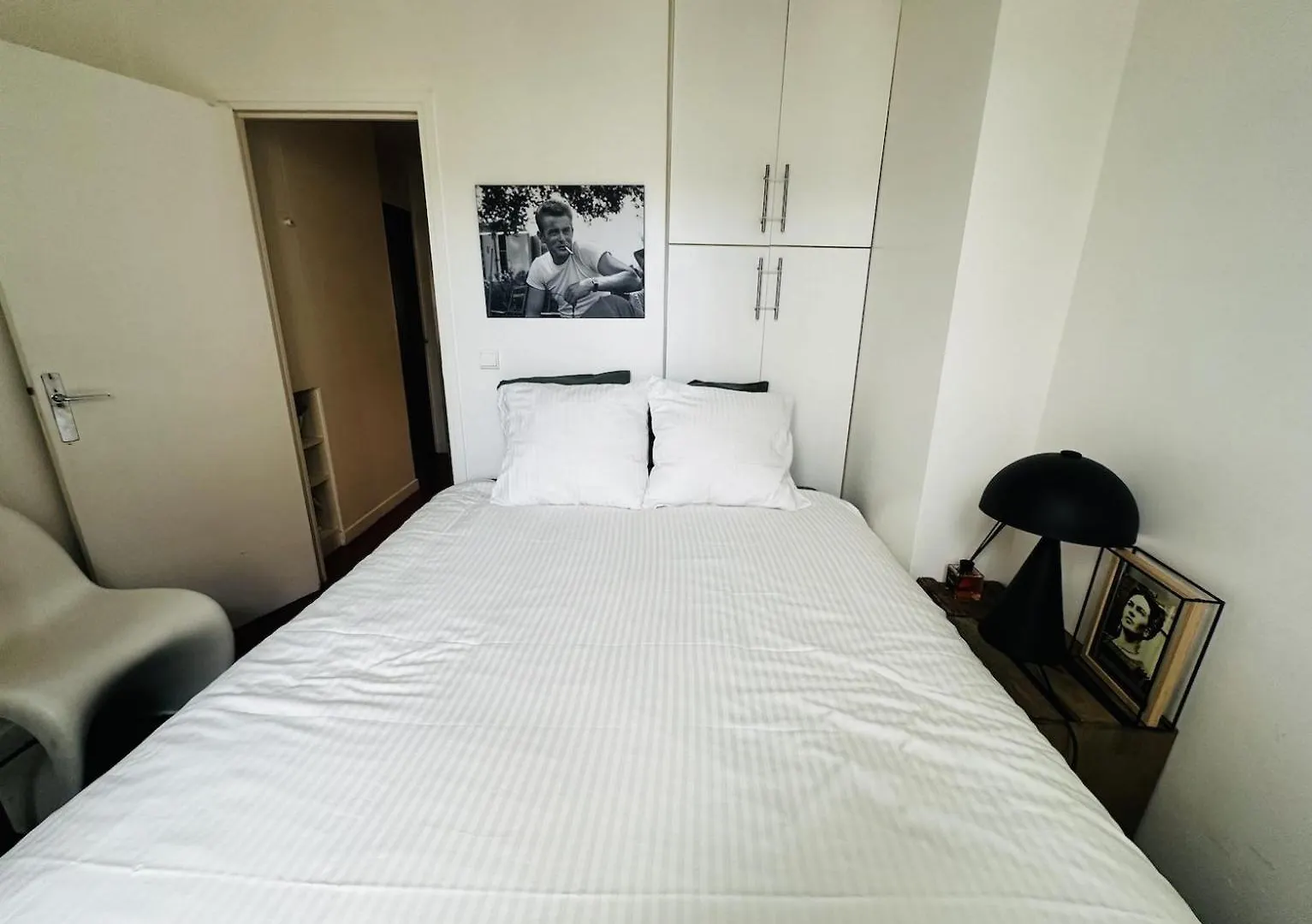 Lägenhet Appartement Avec Balcon Paris