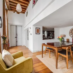 De L'atelier 3 Apartment